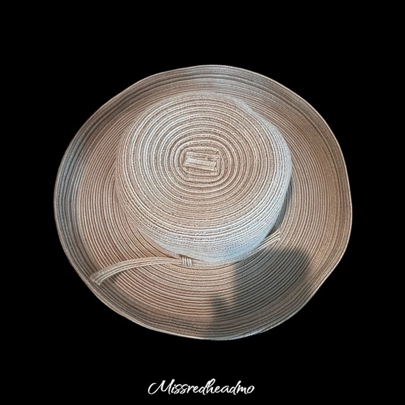 Sun and Sand Summer Hat - Picture 1 of 3